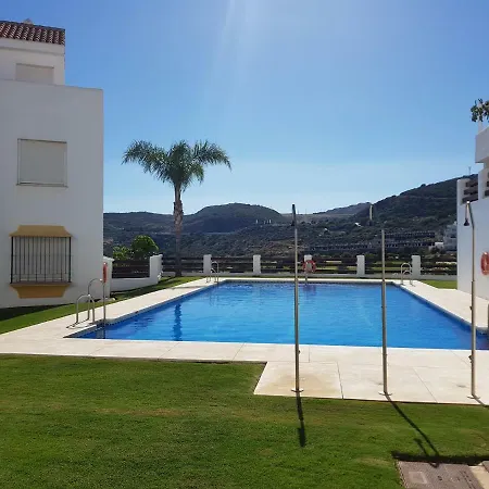 Luxury And Secluded Set In Valle Apartment