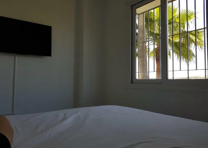 Luxury And Secluded Set In Valle Estepona